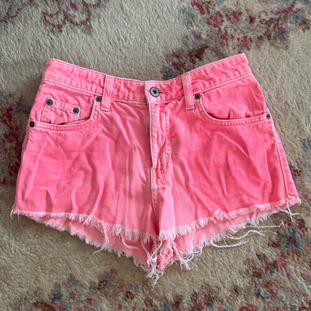Stylish Pink Denim Women's Shorts